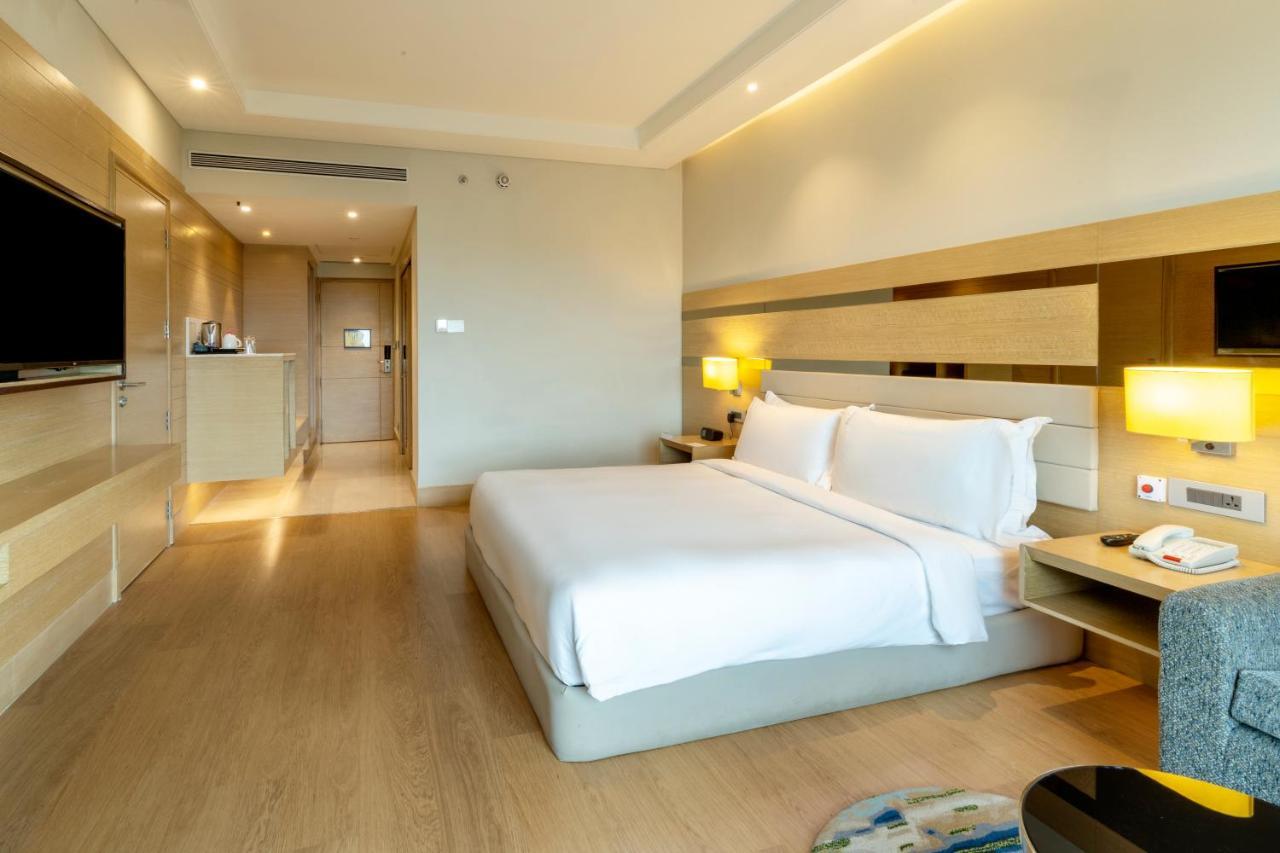 Holiday Inn Agra Mg Road An Ihg Hotel Agra (Uttar Pradesh) Exterior foto Deluxe Room
